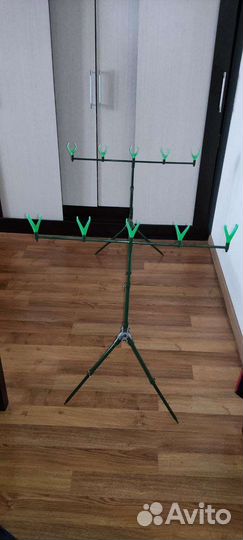 Род под для рыбалки на 5 удилищ