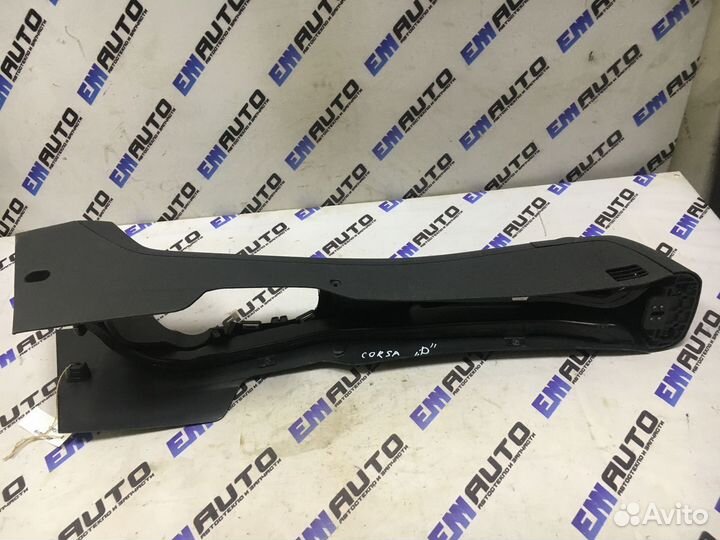Консоль центральная Опель Корса D