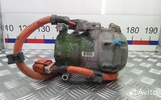 Компрессор кондиционера бензиновый toyota prius XW