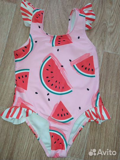 Купальник и шапочка