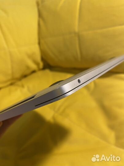 MacBook Pro 13 2017 16gb, 512gb