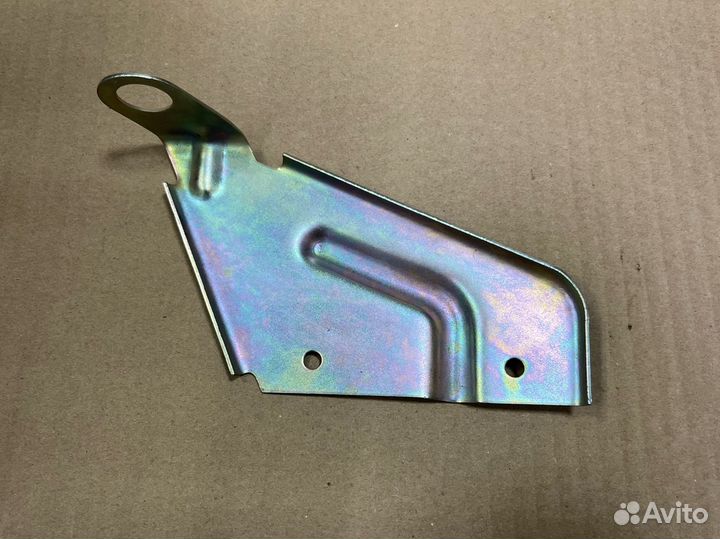 Кр-н воздушного фильтра 2110-2112