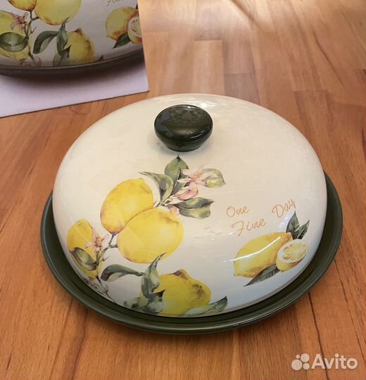 Блюдо с крышкой/Посуда