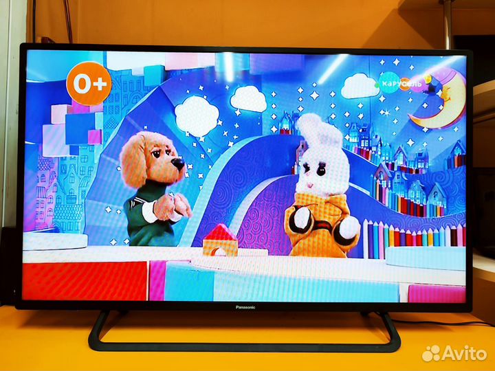 Телевизор Panasonic TX-43DR300ZZ