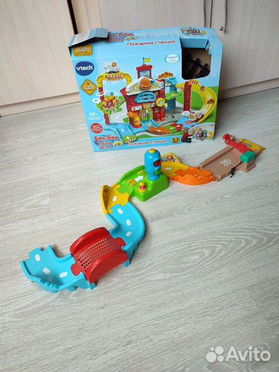 Музыкальный Автотрек с песенками Vtech для малышей