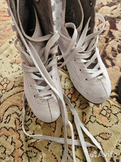 Коньки фигурные