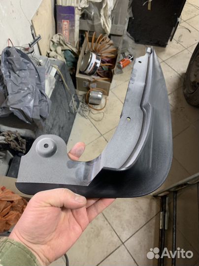 Брызговик шкода ете