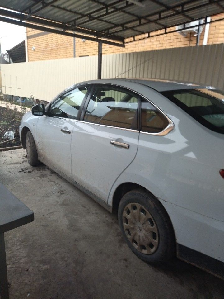 Nissan Almera: фото владельца