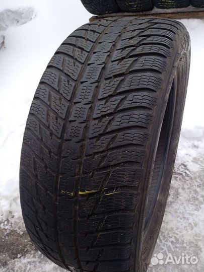 Nokian Tyres WR SUV 3 265/50 R20