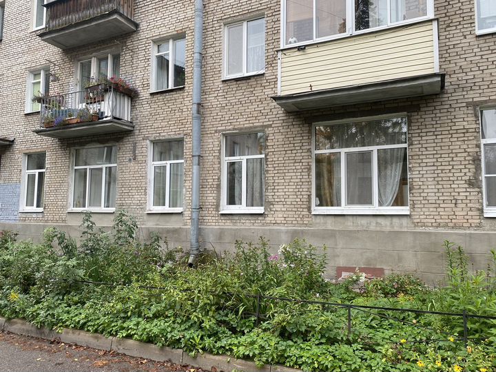 3-к. квартира, 88 м², 1/4 эт.