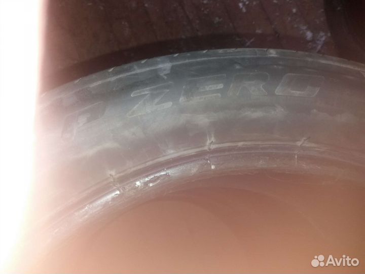 Pirelli P Zero 295/40 R21