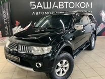 Mitsubishi Pajero Sport 2.5 AT, 2010, 241 500 км, с пробегом, цена 1 340 000 руб.