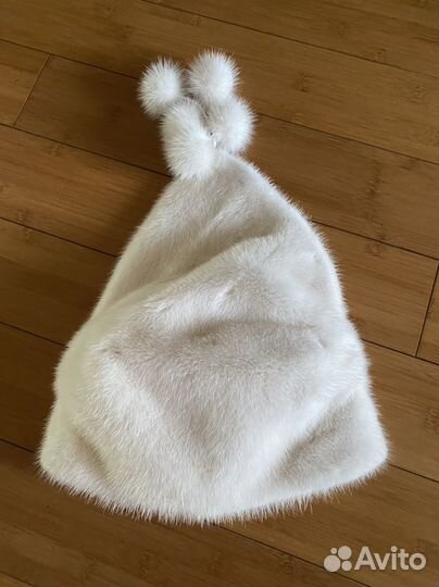 Шапка норковая белая