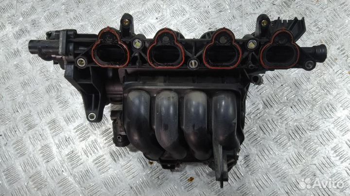 Коллектор впускной Mazda 3 BK Рестайлинг (06-09) 1.6 Бензин