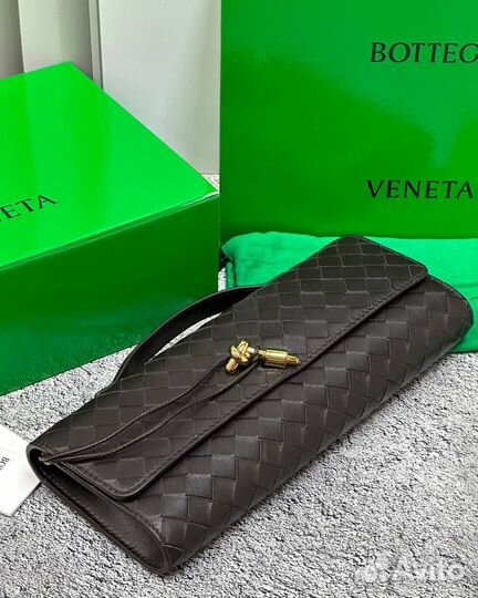 Клатч Bottega Veneta Andiamo