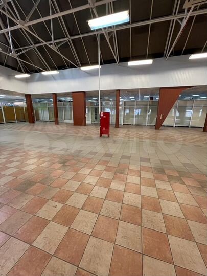 Торговая площадь, 1650 м²