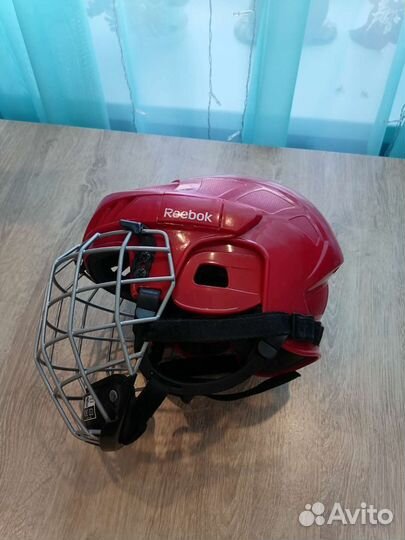 Хоккейный шлем reebok
