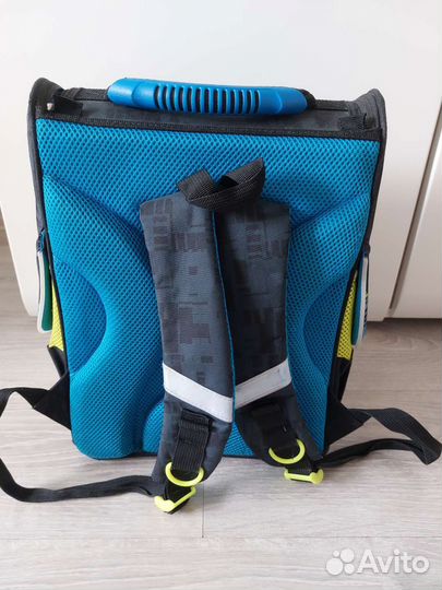 Школьный рюкзак