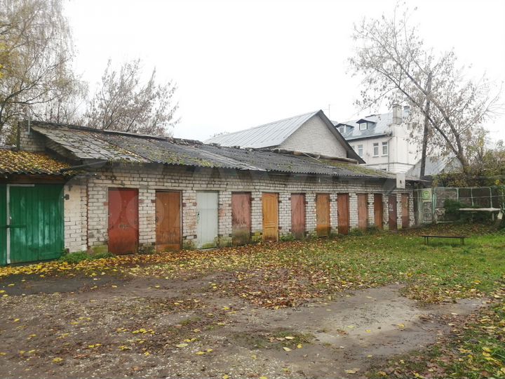 Комната 39 м² в 3-к., 1/2 эт.