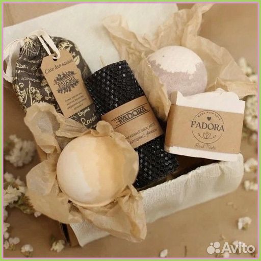 Подарочный набор косметики подарок подарочный бокс