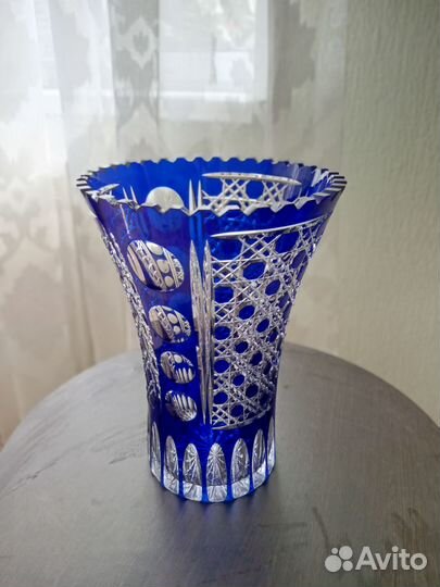 Немецкая ваза из богемского хрусталя прошлого века