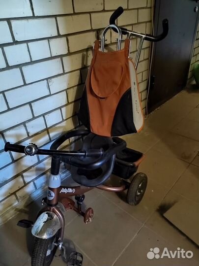 Детский велосипед с родительской ручкой