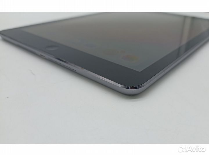 Планшет Apple iPad Air 64Gb Wi-Fi + Cellular б/у