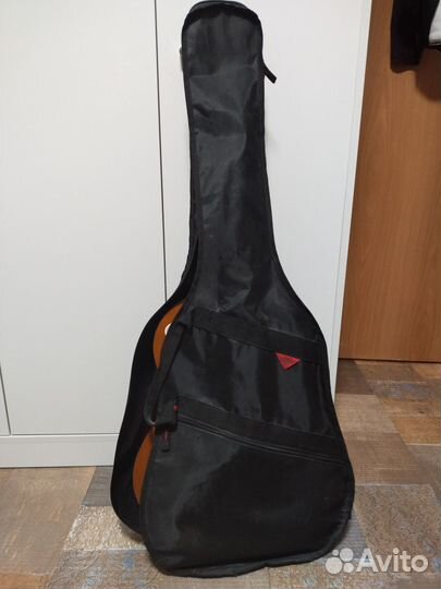 Классическая гитара Valencia