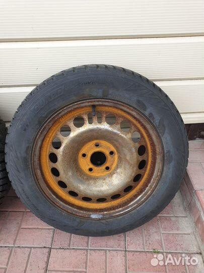 Колеса на Mercedes Nexen Winguard 205/60 R16