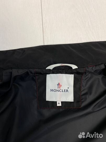 Бомбер Moncler