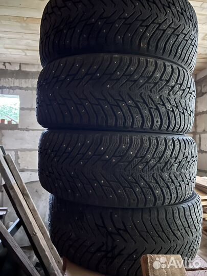 Nokian Tyres Hakkapeliitta 8 225/50 R17