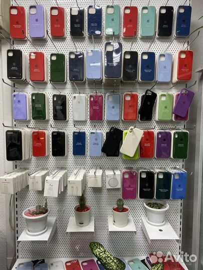 Чехлы на все модели iPhone