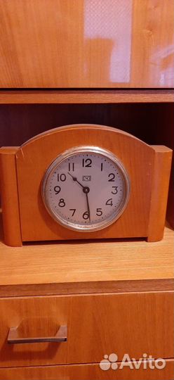 Часы на шкаф или комод, 1955 год