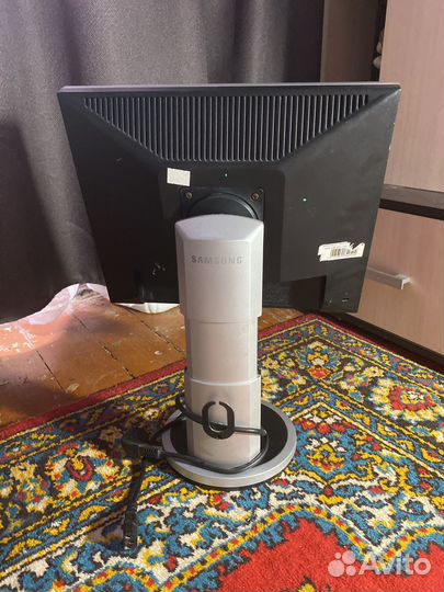 Монитор samsung 740T S