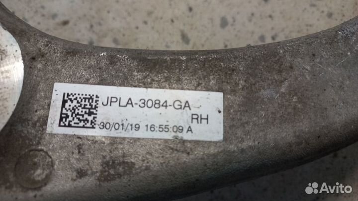 Рычаг подвески верхний передний правый Land Rover