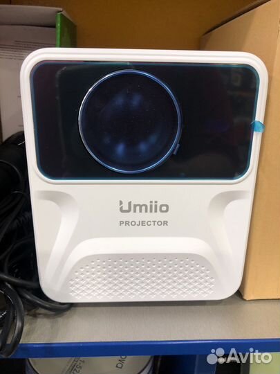 Видеопроектор