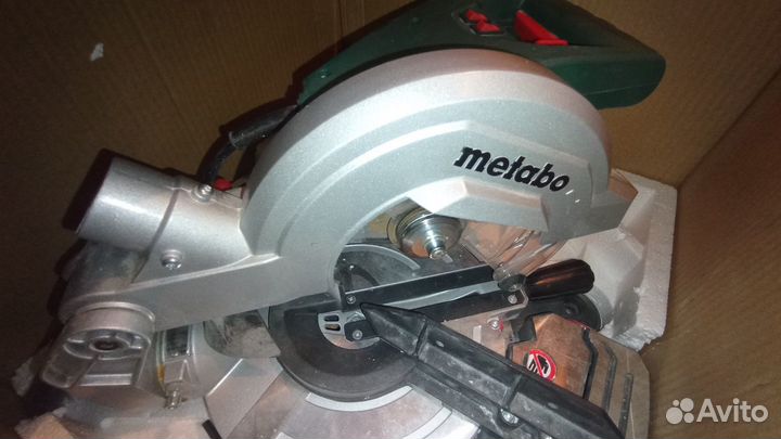 Торцовочная пила metabo