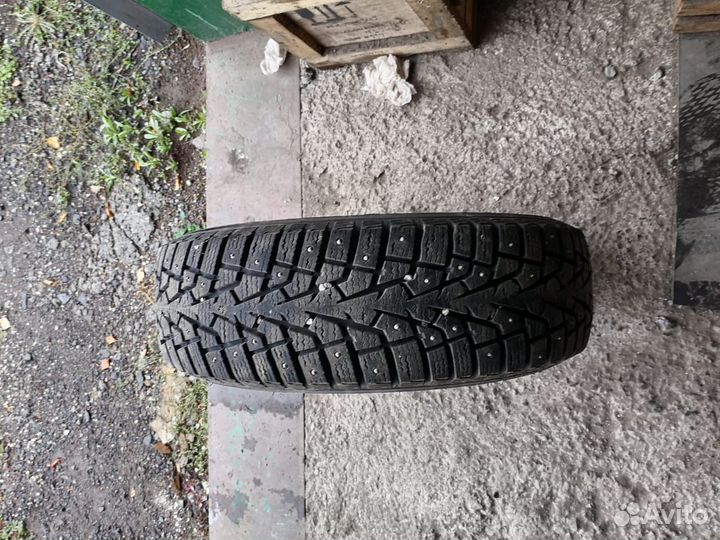 Maxxis ArcticTrekker NP3 165/65 R15