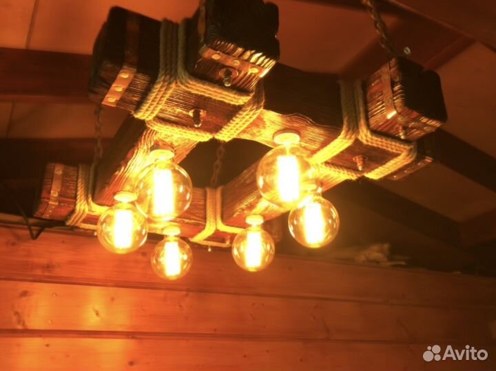 Люстра деревянная подвесная под старину