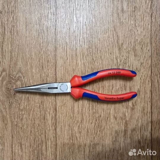 Длинногубцы Knipex 200 (KN-2612200) б/у