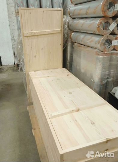 Дверь деревянная для бани