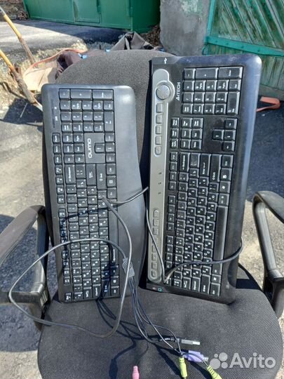 Коробка деталей для сборки компьютеров