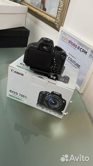 Зеркальный фотоаппарат canon eos 700d kit 18-55
