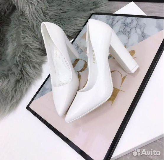 Туфли женские