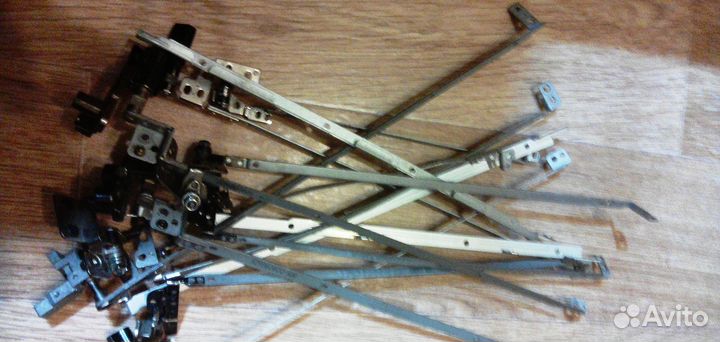 Петли, шарниры для ноутбуков