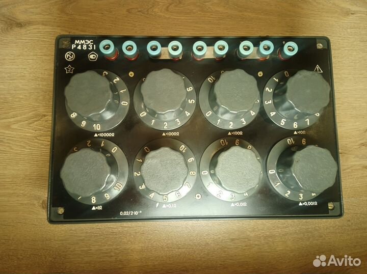 Магазин сопротивлений Р4831