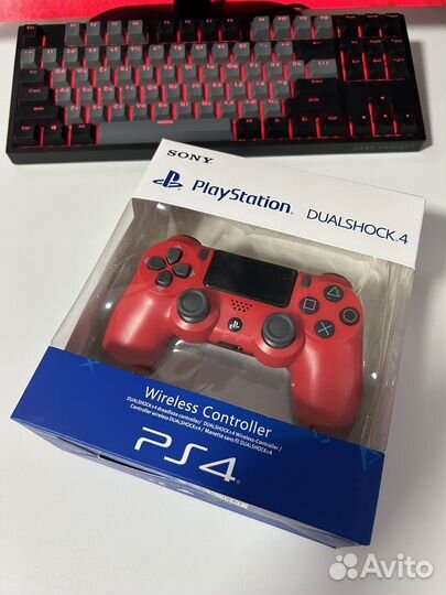 Dualshock 4 Sony PS4 красный / Новый