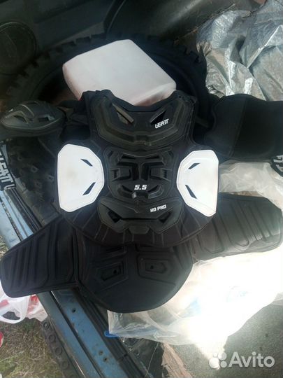 Панцирь leatt 5.5 hd pro