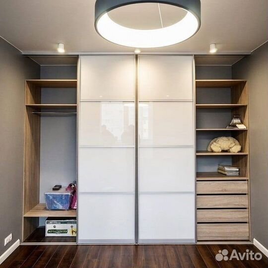 Шкаф в прихожую