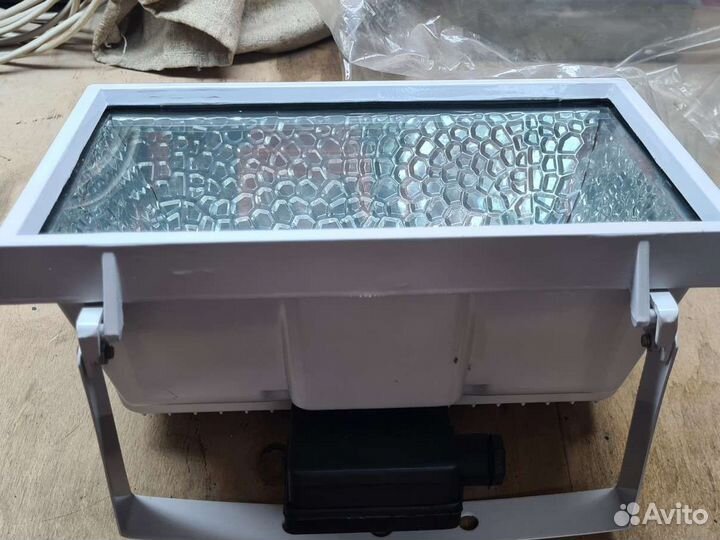 Прожектор на 1000w
